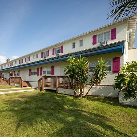 Captain'S Table Hotel By Everglades Adventures Экстерьер фото