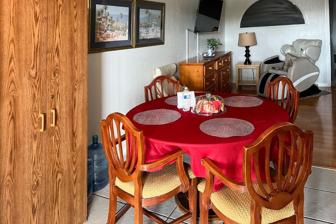 Captain'S Table Hotel By Everglades Adventures Экстерьер фото